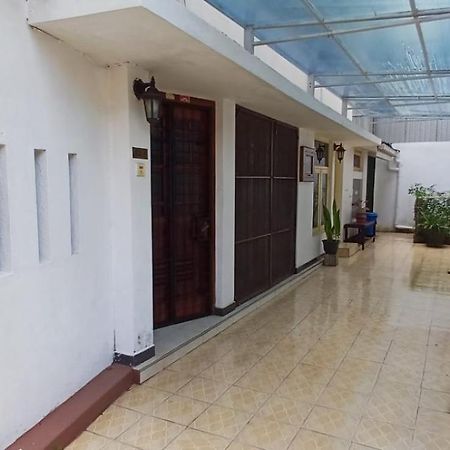 Villa Chenu Dehiwala-Mount Lavinia Buitenkant foto
